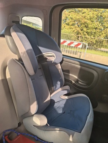 Seggiolino auto kg - 18-36,